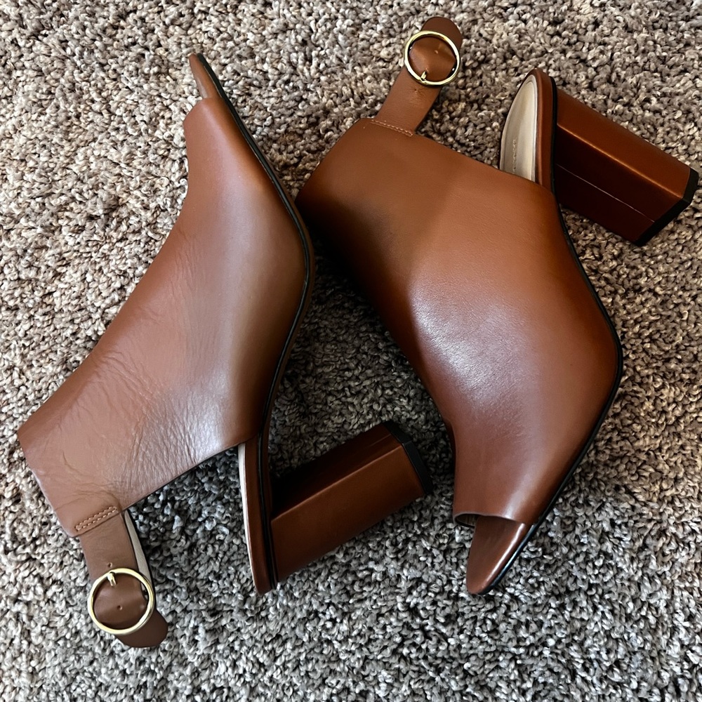 Brown Banana Republic peep toe heels sz 10
